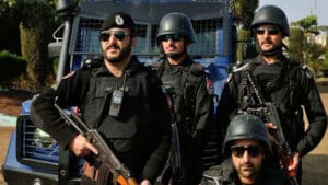 خیبرپختونخوا پولیس کے لیے نئی حکومت کا بڑا تحفہ، 120 فیصد تک سیکیورٹی الاؤنس کی تجویز،سمری گورنر کو ارسال