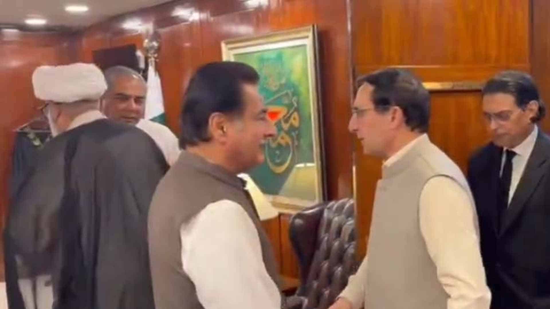 کوئی لانگ مارچ نہیں ہو گاصوبائی حکومت دہشتگردی کیخلاف کردار ادار کریگی ،حکومت اپوزیشن اتفاق